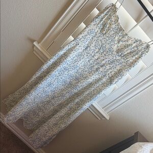 NWT Speechless White and Blue floral Print Midi Dress
